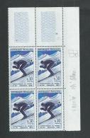 Championnat De Ski Chamonix.Bloc De 4 Avec 2 Timbres Variété Ski Partiellement Blanc - Unused Stamps