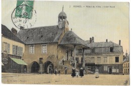 FISMES (51) Place Hotel De Ville Animation Carte Toilée Couleur - Fismes