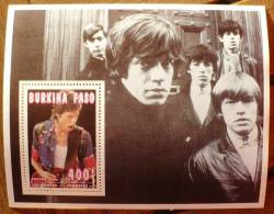 BURKINA FASO Rolling Stones , Mike Jagger. Bloc De Luxe Du N° Yvert 947 Emis En 1995 ** MNH - Chanteurs