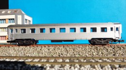 SCALA N ECHELLE - FS -CARROZZA PASSEGGERI LETTI GRIGIO ARGENTO - Wagons Voor Passagiers