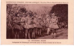 Expédition Citroen -2è Mission Haardt-Audoin Dubreuil -Indigènes De  L´Oubangui Costumés Pour La Danse De La Gan´za - Central African Republic