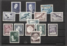 Austria 1953 Unmounted Mint / Never Hinged Complete Volume In Clean Conservation - Années Complètes