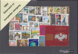 Austria 1992 Unmounted Mint / Never Hinged Complete Volume In Clean Conservation - Full Years