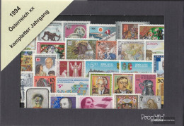 Austria 1994 Unmounted Mint / Never Hinged Complete Volume In Clean Conservation - Años Completos