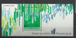 FINLANDIA HOJITA SUOMI 75 VUOTTA - Unused Stamps