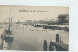 Courseulles-sur-Mer (14) : Bateaux Dans L'avant Port Vue Du Ponton En 1930 (animé) PF.. - Courseulles-sur-Mer