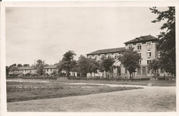 38 ROUSSILLON Cantine Des Usines - Roussillon