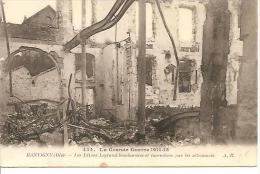 454. RANTIGNY. LES USINES LEGRAND BOMBARDEES ET INCENDIEES PAR LES ALLEMANDS. - Rantigny