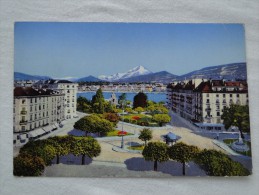 Geneve -Place Des Alpes Et Le Mont-Blanc  1934  A11 - Genève