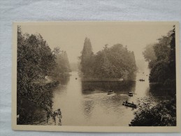 Paris Le Lac Du Bois De Boulogne     A11 - Parchi, Giardini