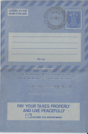 India  1977  PAY UOUR TAXES  20 (P)  FOLDED  Inland Letter  #  84857  Inde  Indien - Inland Letter Cards