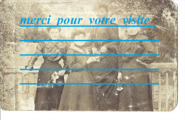 Cp Portrait De Femmes De La Famille FOUASSIER Boulangère A AVRILLE 49 / CHATEAU GONTIER 53 - Genealogie
