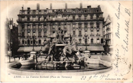 Cpa - 69 - Lyon En 1900 - Fontaine Bartholdi (Place Des Terrasses) (recto-verso) - Lyon 9