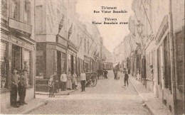 TIENEN - TIRLEMONT (3300) : Victor Beauduin Straat / Rue Victor Beauduin. CPA Très Animée Et Extrêmement Rare. - Tienen
