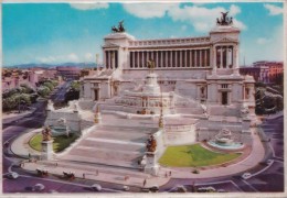 Italy Rare Relief Embossed Postcard Rome Roma Fatherland's Altar Mailed 1971 - Altare Della Patria