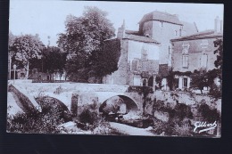 Delcampe - CONFOLENS CHATEAU - Confolens