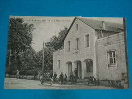 40 ) Castets-des-landes - L'hotel De Ville " Attelage " Année 1922 - EDIT : Desblancs - Castets