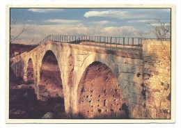 PONT JULIEN SUR LE COULON PRES BONNIEUX - Vaucluse 84 - Pierre Ricou, Photographe - Bonnieux