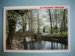 Cpm  LE PLESSIS TREVISE  -  94  -  Le Parc  -  Val De Marne - Le Plessis Trevise