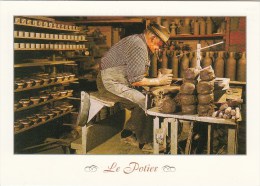 58 - Saint-amand En Puisaye - Poterie ROBIN - Le Travail Du Potier Le Tourneur - Saint-Amand-en-Puisaye