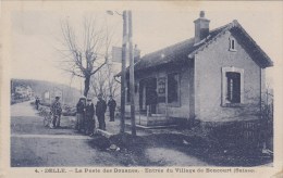 DELLE  LES POSTES DE DOUANNES  ENTREE DU VILLAGE DE BONCOURT SUISSE - Delle