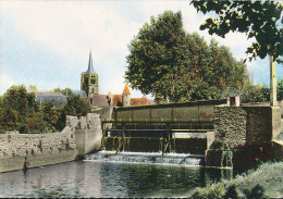 58 // MOULINS ENGILBERT  Le Barrage Des Deux Rivières   CPSM - Moulin Engilbert