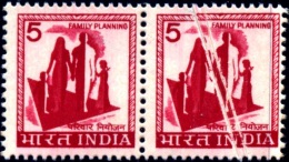 FAMILY PLANNING-PRE PRINTING FOLD-INDIA-MNH-SCARCE-MNH- E7-148B - Abarten Und Kuriositäten