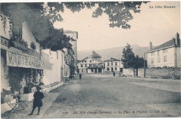 ASCAIN - La Place De L'Eglise - Ascain