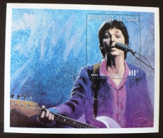 TCHAD  Paul Mc CARTNEY, Les Beatles, Musique.  Feuillet Emis En 1996  ** MNH. - Singers