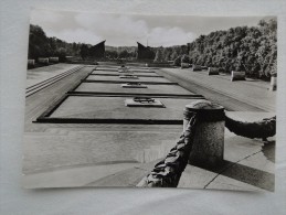 Germany Berlin Hauptstadt DDR Soviet Memorial - Denkmal Für Die Soldaten Der Sowjetarmee In Treptow 6 A18 - Treptow
