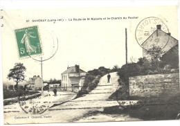 44  SAVENAY   LA  ROUTE  DE   ST  NAZAIRE  ET    LE  CHEMIN  DU  ROCHER - Savenay