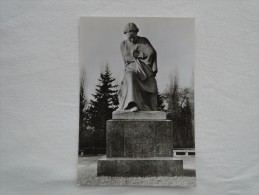 Germany Berlin Hauptstadt DDR Soviet Memorial - Denkmal Für Die Soldaten Der Sowjetarmee In Treptow 1 A19 - Treptow