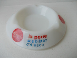 Ancien Cendrier.  " CK PERLE " - La Perle Des Bières D'Alsace - - Aschenbecher