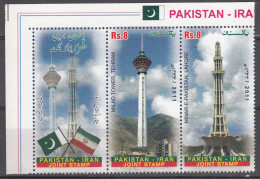 PAKISTAN, 2011,    Pakistan-Iran Joint Issue, Minars, Towers Of Iran & Pakistan, Set 2v Setenant Plus Label,, MNH(**) - Emisiones Comunes