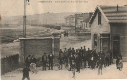 Carte Postale Ancienne De HOMECOURT - SORTIE DE L'USINE, AVENUE DE LA GARE - Homecourt