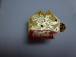 Badge Lumineux    , Coca Cola Music ( Ne Fonctionne Pas ) , Pas D´envoi Hors De France - Coca-Cola