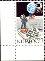 SPACE-MAN ON THE MOON-APOLLO XI-NIUAF´OU-1989-MNH-B4-402 - Ozeanien