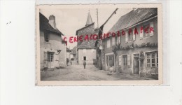 87 - ST - SAINT GERMAIN LES BELLES - PLACE DU PETIT BARRY  1959 - EDITEUR BRUN - Saint Germain Les Belles