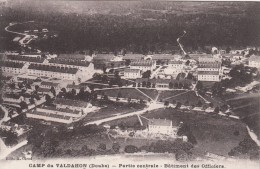 Cp , MILITARIA , CAMP Du VALDAHON , Partie Centrale , Bâtiment Des Officiers - Barracks