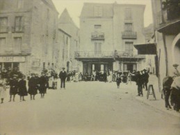 CPA Bédarieux Hérault.Faubourg Saint Louis Les Trois Chemins. Rémouleur à Droite? - Bedarieux