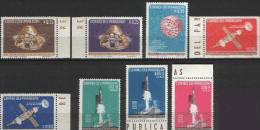 PARAGUAY 1964 SATURNE ET SATELLITES YT 759/763 + PA 385/387 ** - Sud America