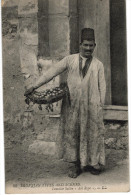 Carte Postale Ancienne D´EGYPTE - TOMATO SELLER - Personen