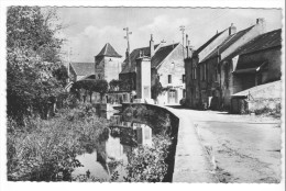 L'Isle-sur-Serein (89) - Un Coin Du Pays. Semi-moderne En Bon état, A Circulé. - L'Isle Sur Serein