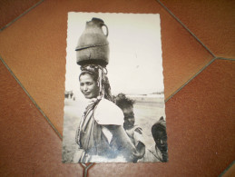 Porteuse D'eau Avec Son Bébé Sur Le Dos : Mouchachou. Cachet Meknes Sur Timbre Maroc 12 F. Scan Recto Verso - Afrique