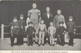 BOXE // THE WORLD RENOWNED WILLY PANTZER AND HIS WONDERFUL MIDGETS / Enfants Boxeurs - Boxing