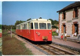 CP Trains - 41 Loir Et Cher - Autorail De Dion Bouton Type OC2 N° 205 En Gare De Loreux - Cp N° 1011 - Andere Gemeenten