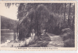 AUDERGHEM : Rouge Cloître - Promenade - Auderghem - Oudergem