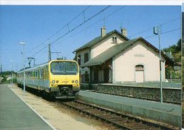 CP Trains - 48 Lozère - Automotrice Z 7367 En Gare SNCF De Aumont-Aubrac - Cp N° 148 - Aumont Aubrac