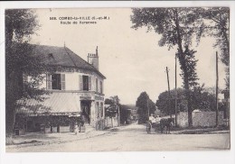 Cpa COMBS LA VILLE Route De Varennes Cafe Restaurant Aux Lauriers Roses Maison Larmanger Attelage Mulard Ed - Combs La Ville