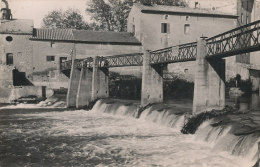 84 // SORGUES  Ecluse De La Grange Des Roues,   CPSM Petit Format - Sorgues